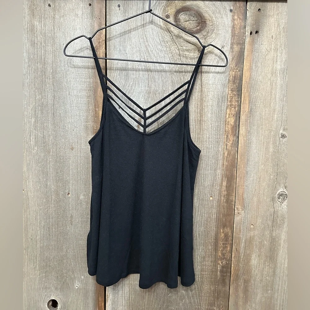 2016 Express One Eleven Double V-neck Strappy Front Cami Tank Top in Black Small